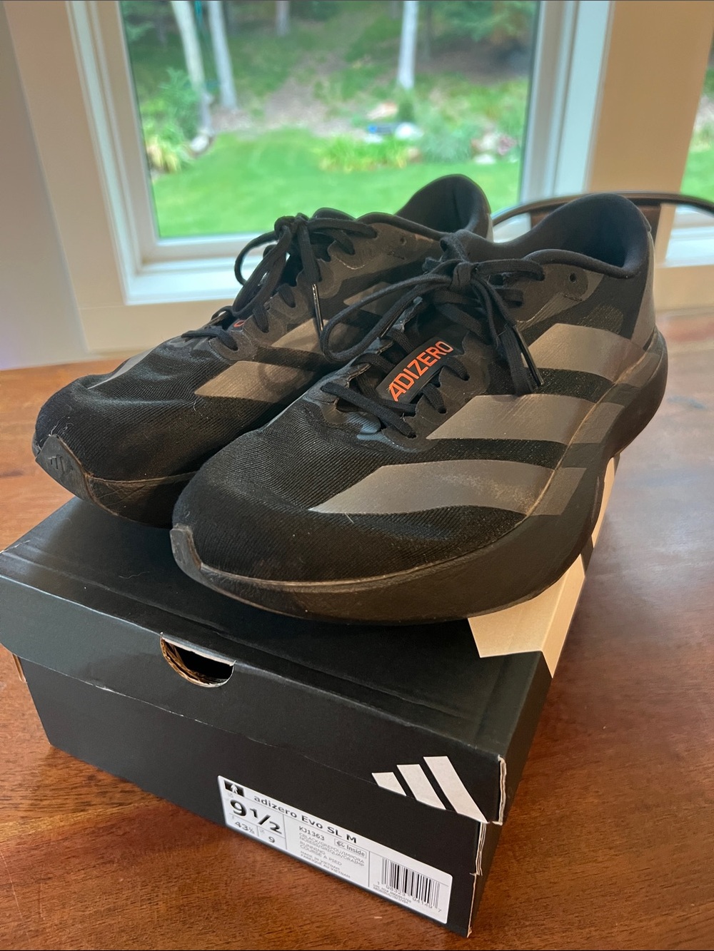 Adidas Adizero Evo SL M Men's size 9.5 Black with Gray Running Shoe